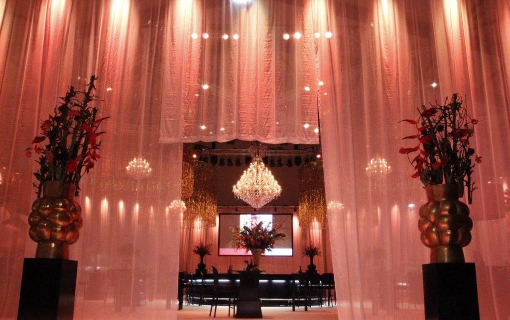 Chandelier rental for Gala