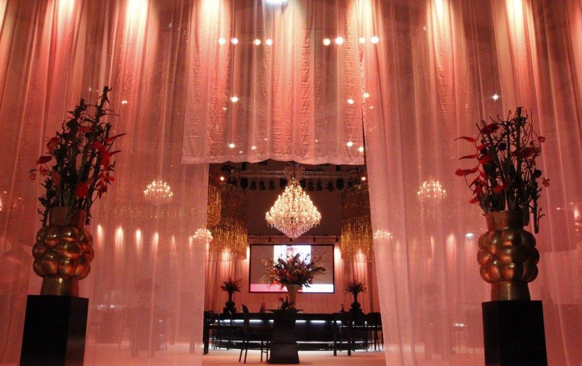 Chandelier rental