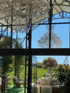 chanelier rental in mountains